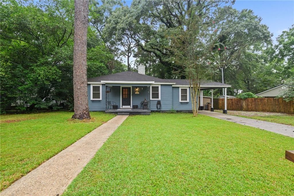 359 Pineview Lane W, Mobile, AL 36608