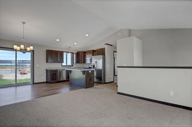 790 South Street, Paynesville, MN 56362