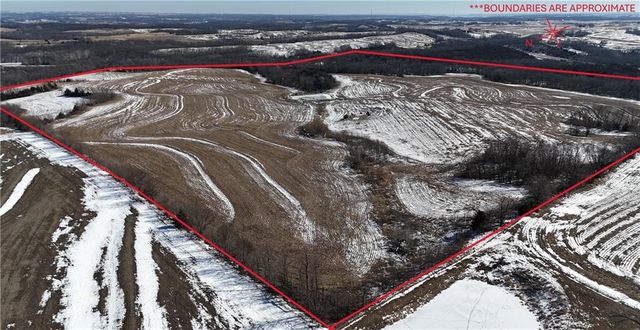 27860 Y Highway, Oregon, MO 64473