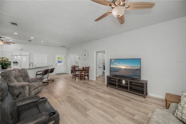 1253 RED OAK LANE, Port Charlotte, FL 33948
