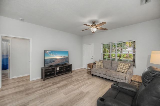 1253 RED OAK LANE, Port Charlotte, FL 33948