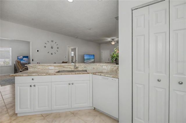 1253 RED OAK LANE, Port Charlotte, FL 33948