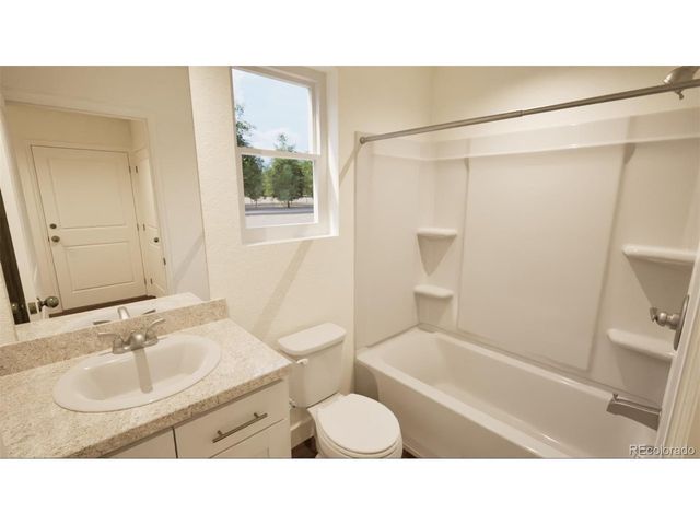 9989 Revere Ct, Commerce City, CO 80022