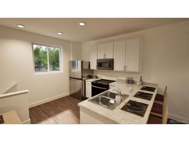 9989 Revere Ct, Commerce City, CO 80022