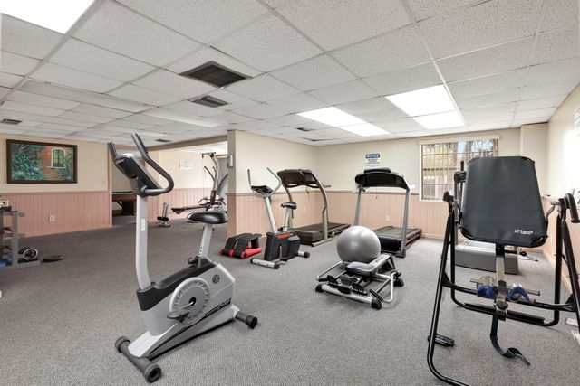 3940 INVERRARY Boulevard 404-A, Lauderhill, FL 33319