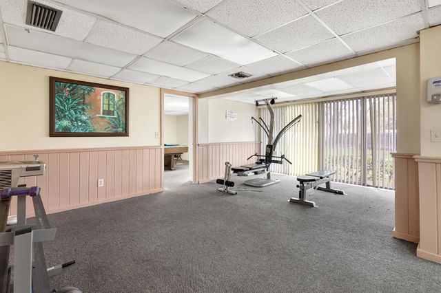 3940 INVERRARY Boulevard 404-A, Lauderhill, FL 33319