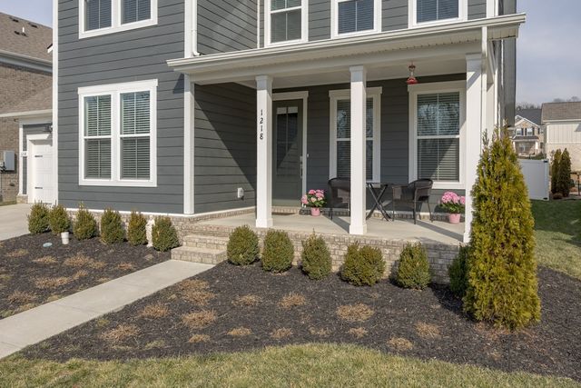 1218 Pebble Run Rd, Hendersonville, TN 37075