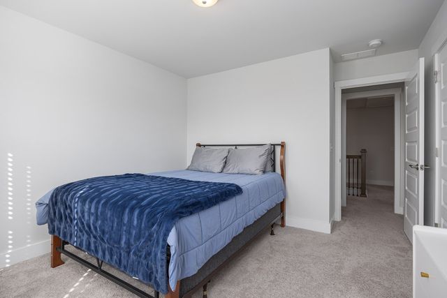 1218 Pebble Run Rd, Hendersonville, TN 37075