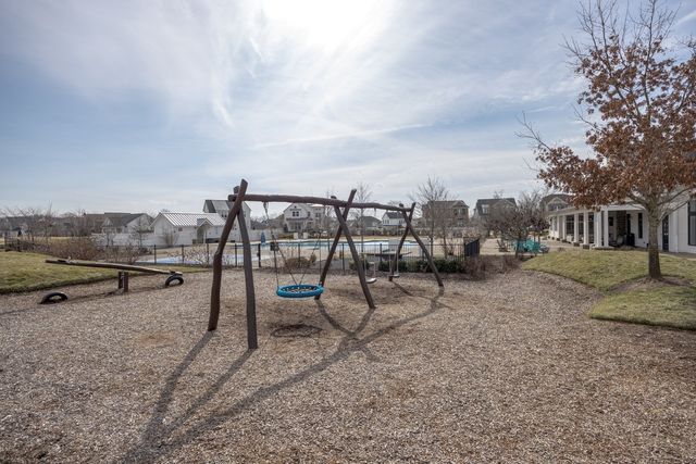 1218 Pebble Run Rd, Hendersonville, TN 37075