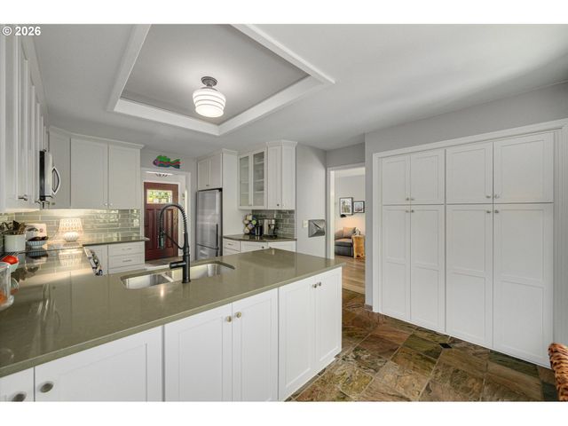 14603 Se TENINO St, Portland, OR 97236