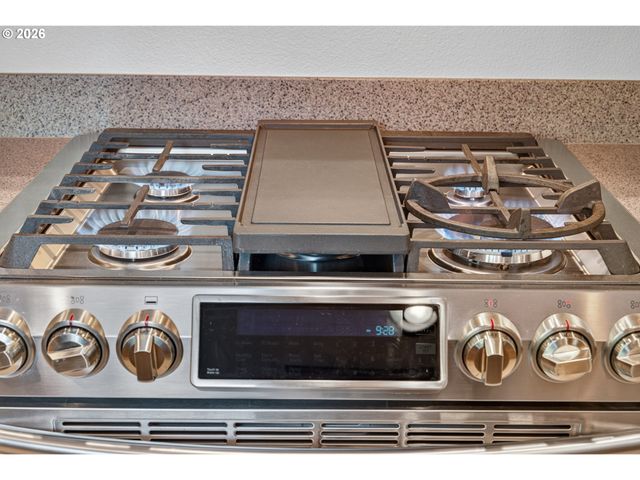 10408 Sw 53RD Ave, Portland, OR 97219