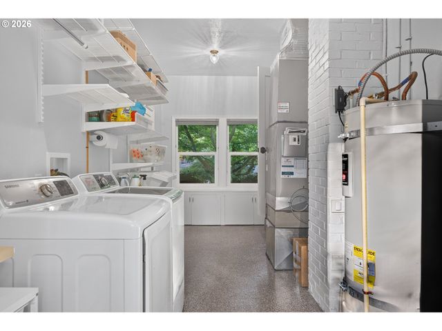 10408 Sw 53RD Ave, Portland, OR 97219