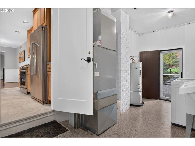 10408 Sw 53RD Ave, Portland, OR 97219