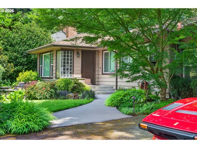 10408 Sw 53RD Ave, Portland, OR 97219