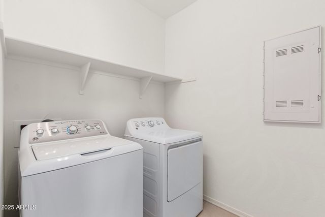 7960 E QUARTET Avenue, Mesa, AZ 85212