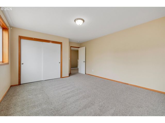 16809 Se DAVIDOFF Way, Damascus, OR 97089