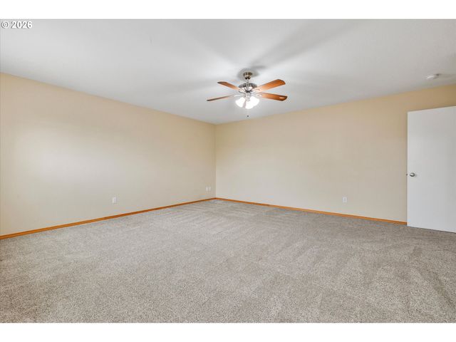 16809 Se DAVIDOFF Way, Damascus, OR 97089