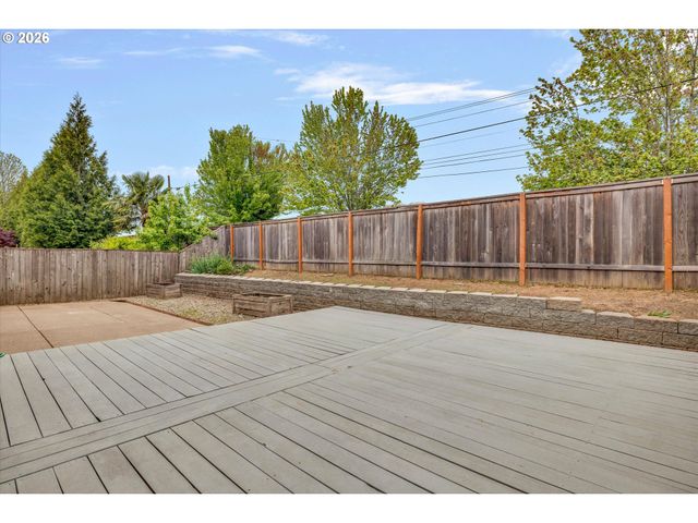 16809 Se DAVIDOFF Way, Damascus, OR 97089