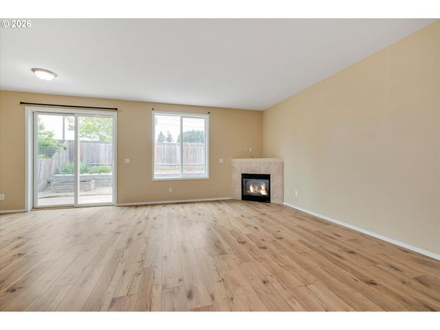 16809 Se DAVIDOFF Way, Damascus, OR 97089