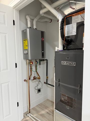 736 N Pine Avenue, Chicago, IL 60644