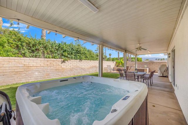 27250 Nortada Drive, Cathedral City, CA 92234