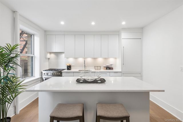 148-09 Northern Boulevard 1J, Flushing, NY 11354