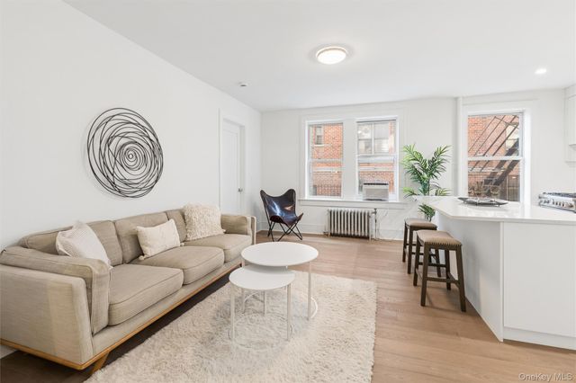 148-09 Northern Boulevard 1J, Flushing, NY 11354