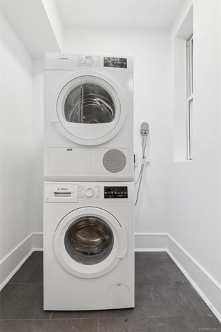 148-09 Northern Boulevard 1J, Flushing, NY 11354
