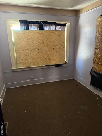 8930 N Martindale Street, Detroit, MI 48204