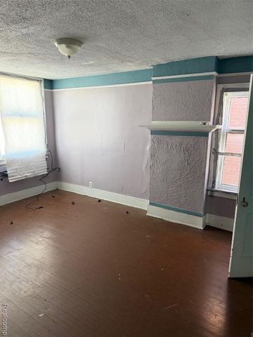 8930 N Martindale Street, Detroit, MI 48204