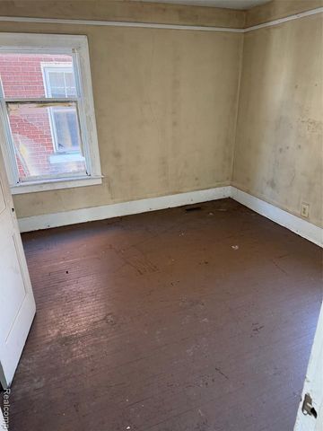 8930 N Martindale Street, Detroit, MI 48204