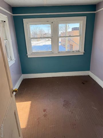 8930 N Martindale Street, Detroit, MI 48204