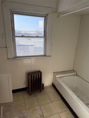 8930 N Martindale Street, Detroit, MI 48204