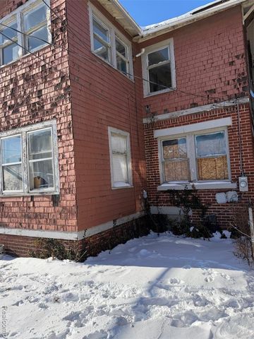 8930 N Martindale Street, Detroit, MI 48204