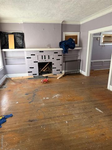 8930 N Martindale Street, Detroit, MI 48204