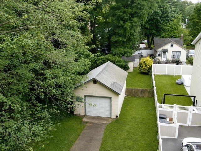 15 Kew Drive, Sound Beach, NY 11789