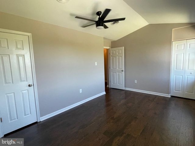6611 E BEACH DR, New Market, MD 21774