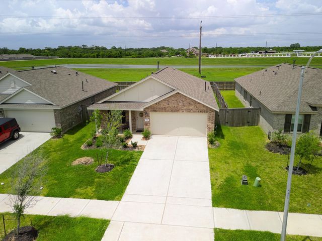 9647 Atwood Lake Drive, Baytown, TX 77521
