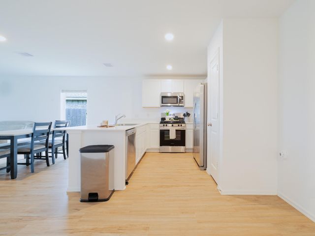 9647 Atwood Lake Drive, Baytown, TX 77521