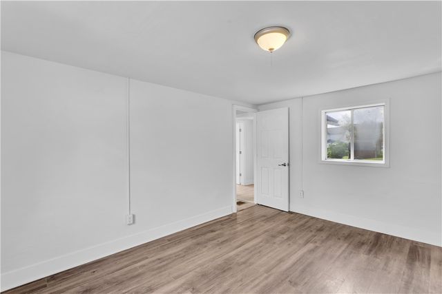 309 Whitesell St, Bell Twp, PA 15680