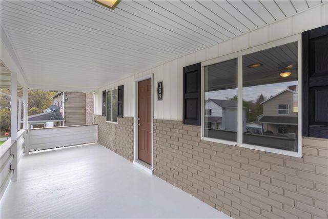 309 Whitesell St, Bell Twp, PA 15680