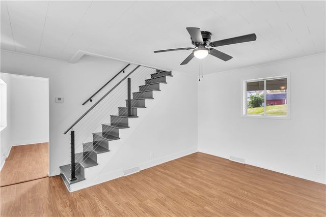 309 Whitesell St, Bell Twp, PA 15680