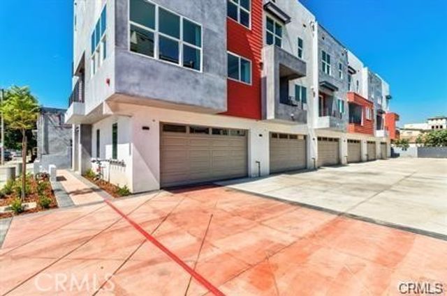 8117 2nd 101, Downey, CA 90241