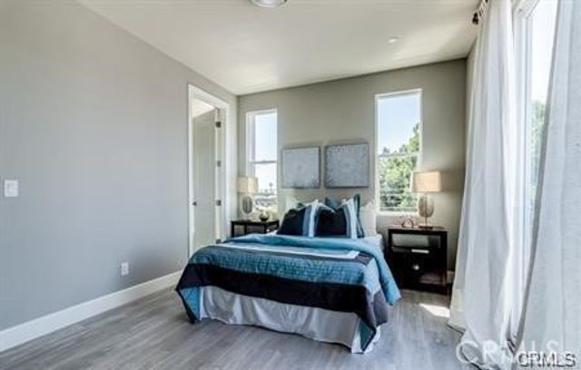 8117 2nd 101, Downey, CA 90241