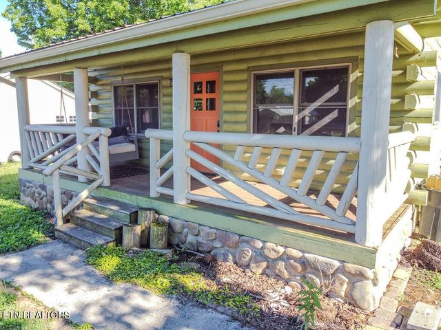 909 W Morris St, Sweetwater, TN 37874