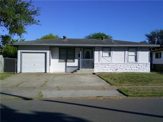 749 Ashland Dr, Corpus Christi, TX 78412