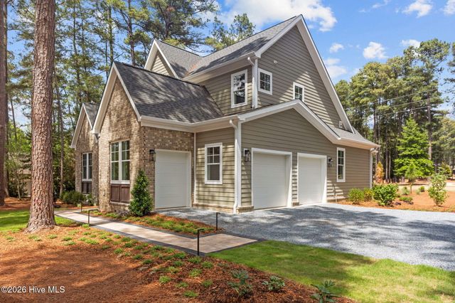 62 McMichael Drive, Pinehurst, NC 28374