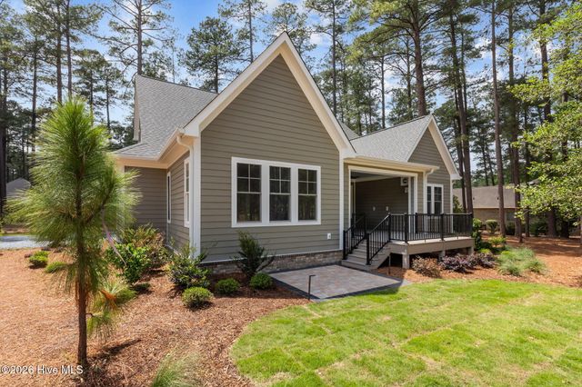 62 McMichael Drive, Pinehurst, NC 28374