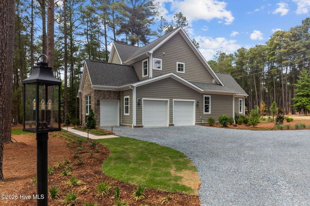 62 McMichael Drive, Pinehurst, NC 28374