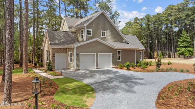 62 McMichael Drive, Pinehurst, NC 28374